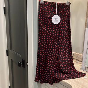 Princess Polly midi skirt/new with tags/blank and red
